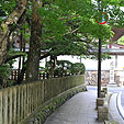 山門から庭園