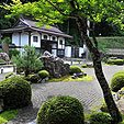 山門から庭園