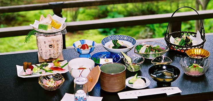 山門から庭園